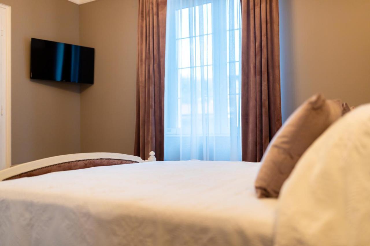 The Corner House Apartment ฮูเนโดอารา ภายนอก รูปภาพ