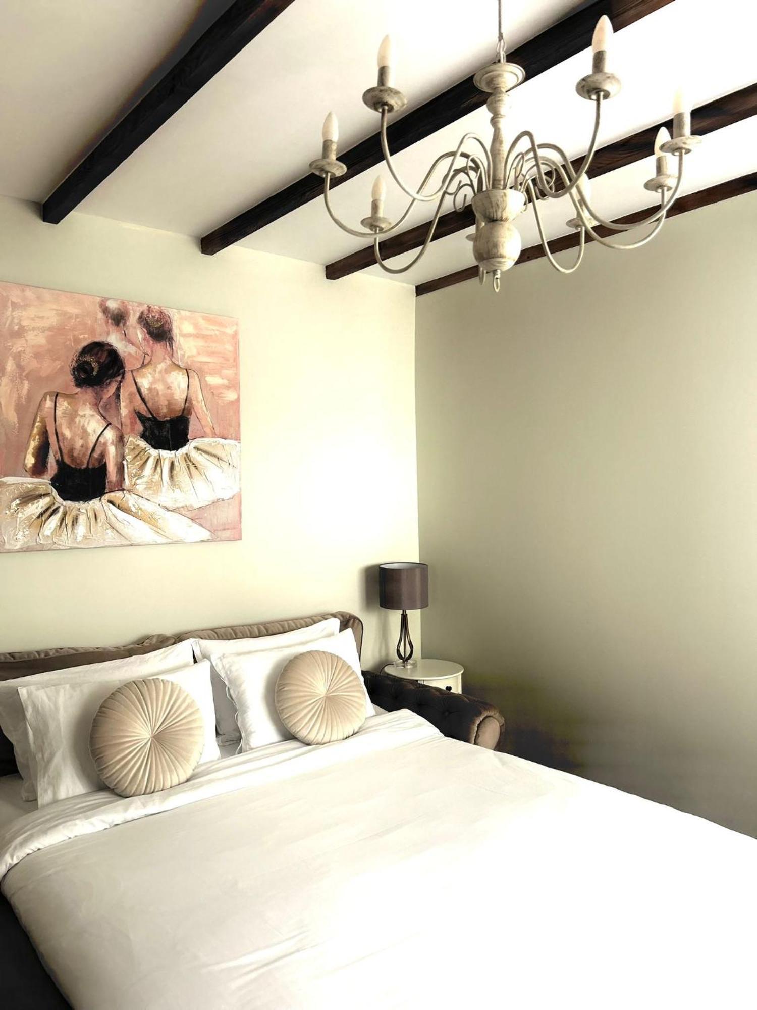 The Corner House Apartment ฮูเนโดอารา ภายนอก รูปภาพ